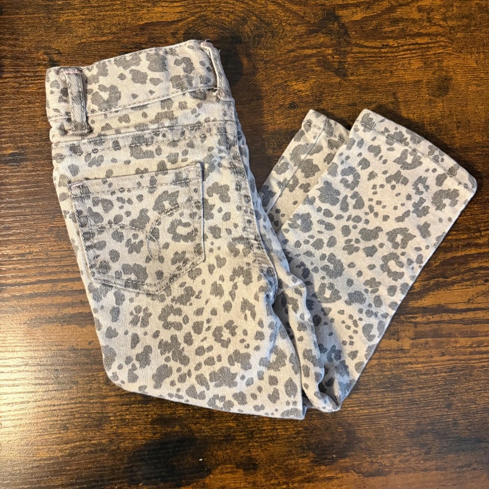 Cherokee Leopard Print Jeans Gray Cheetah Casual Pants (Girls 2T)‎